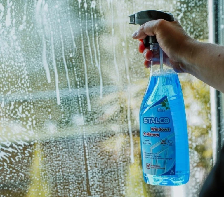 Środek do mycia luster i szyb 750ml STALCO S083264588 /12szt./