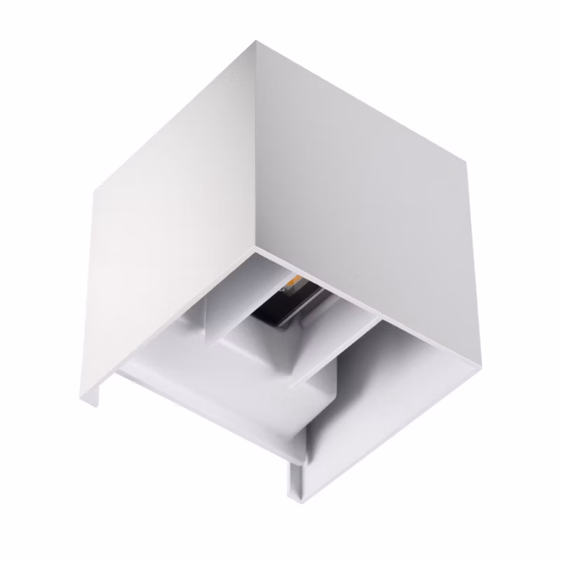 Kinkiet ścienny zewnętrzny Kanlux Reka biały LED 7W 4000K 360lm IP54 wym: 10 x 10 x 10 cm aluminium – 1 szt.
